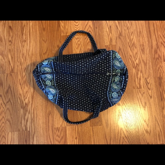 Vera Bradley Handbags - Vera Bradley large duffel